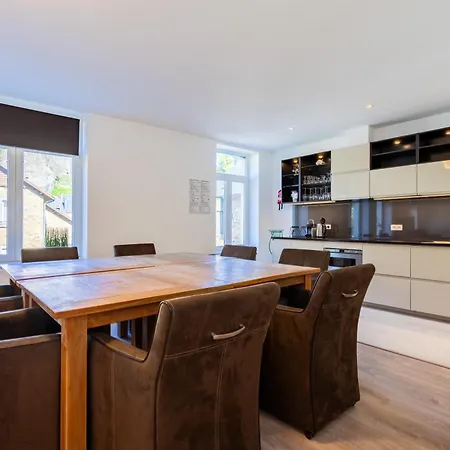 Les Varietes Holiday home