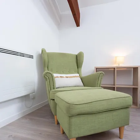 Les Varietes 펜션 라로셰안알데네