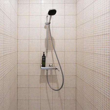 Les Varietes * 라로셰안알데네